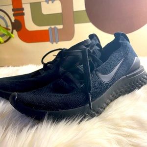 Nike Black Epic React. Sz 6